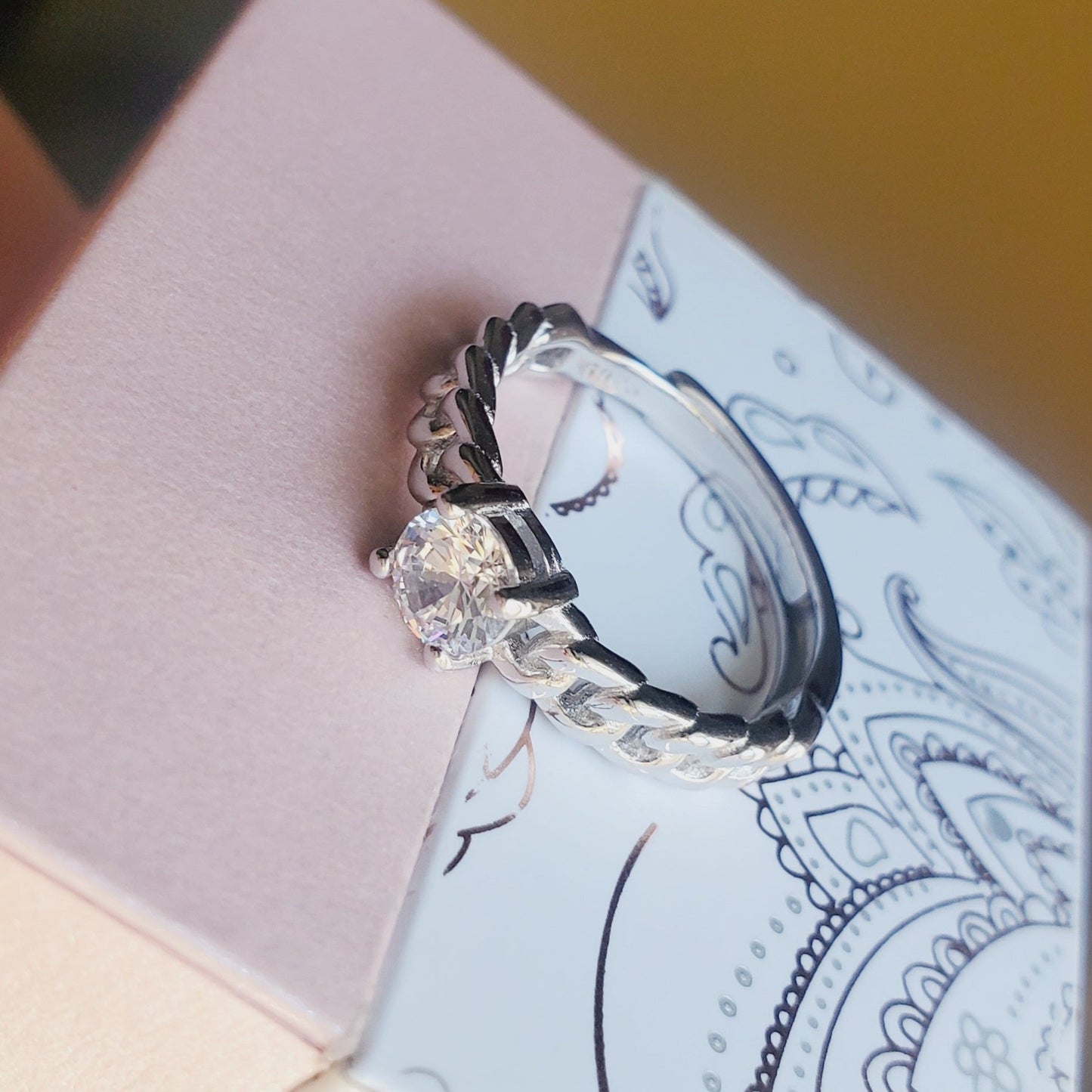 Sterling Silver Zircon Chain Ring